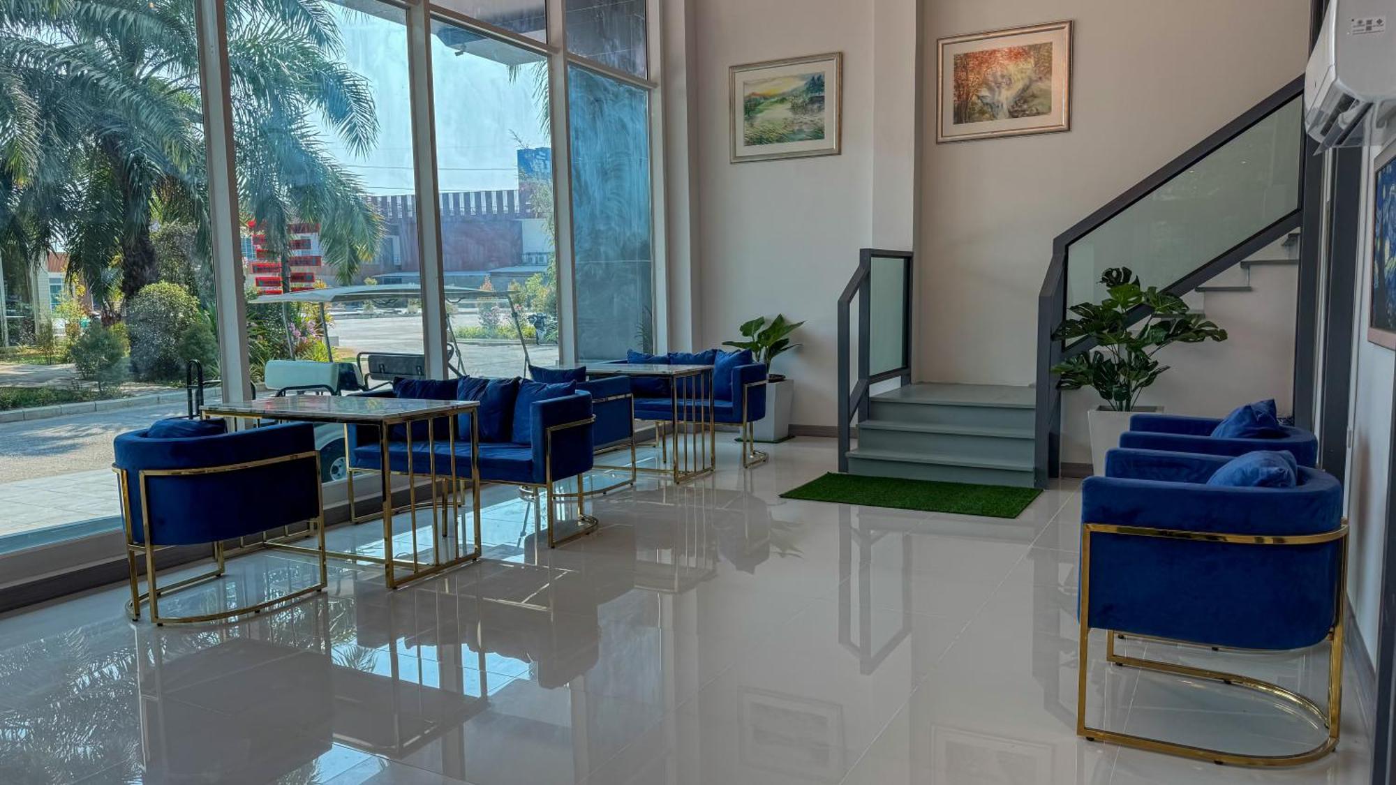 Baan Suan Khun Ta And Golf Resort Ubon Ratchathani Zewnętrze zdjęcie