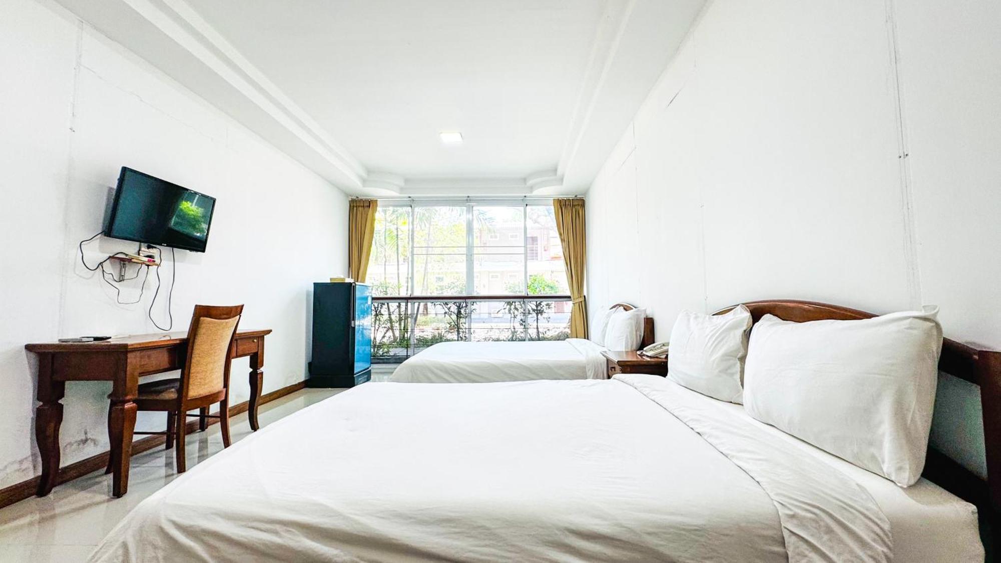 Baan Suan Khun Ta And Golf Resort Ubon Ratchathani Zewnętrze zdjęcie