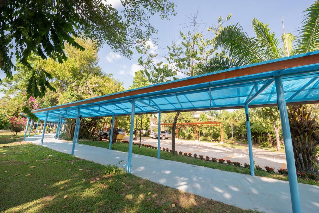 Baan Suan Khun Ta And Golf Resort Ubon Ratchathani Zewnętrze zdjęcie